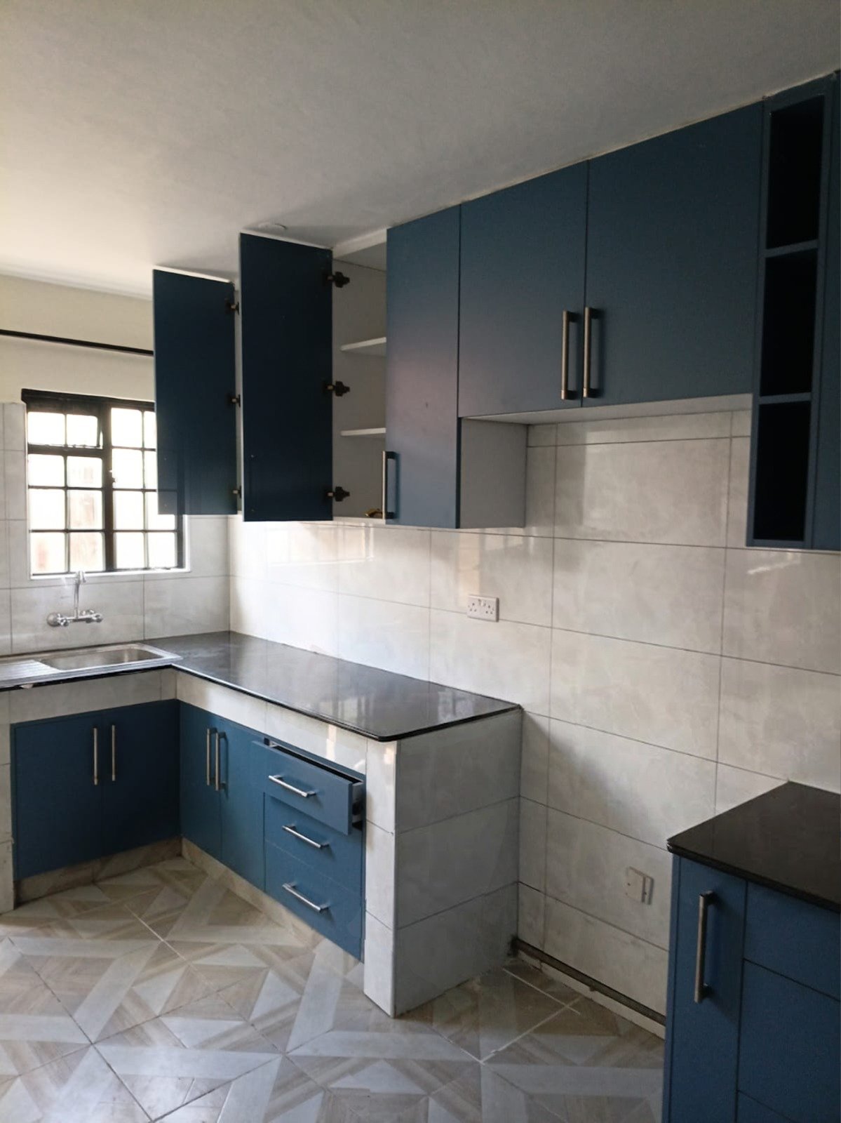 4Bedroom+Dsq Massionate in Langata Dam estate (17)