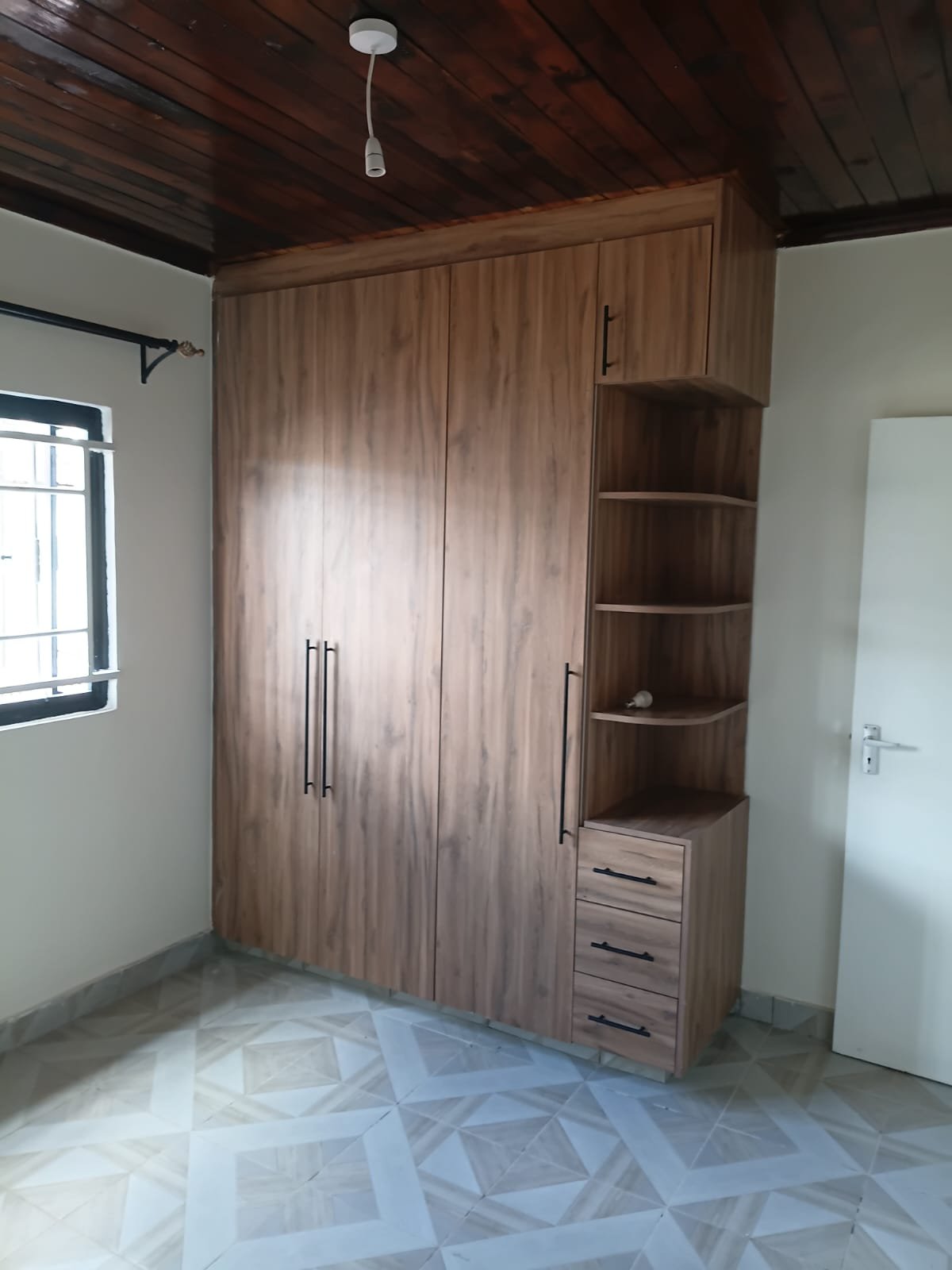 4Bedroom+Dsq Massionate in Langata Dam estate (7)