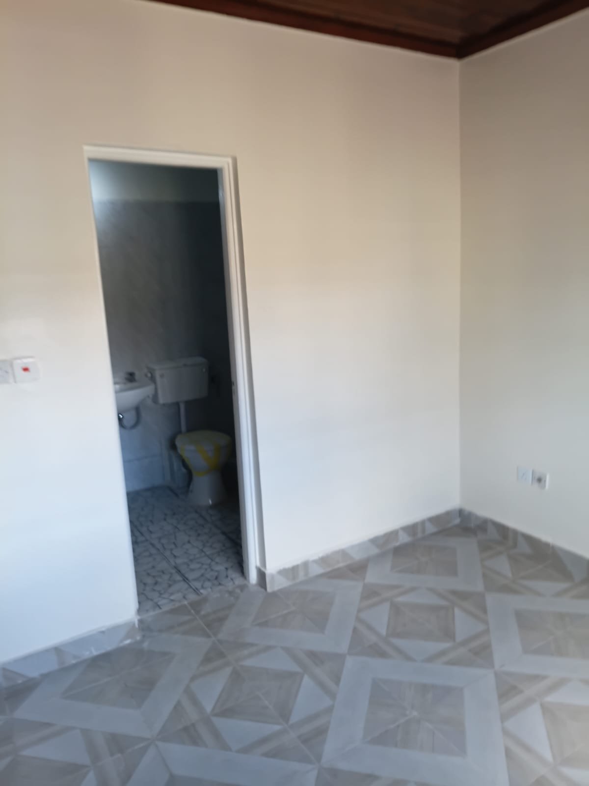 4Bedroom+Dsq Massionate in Langata Dam estate (8)
