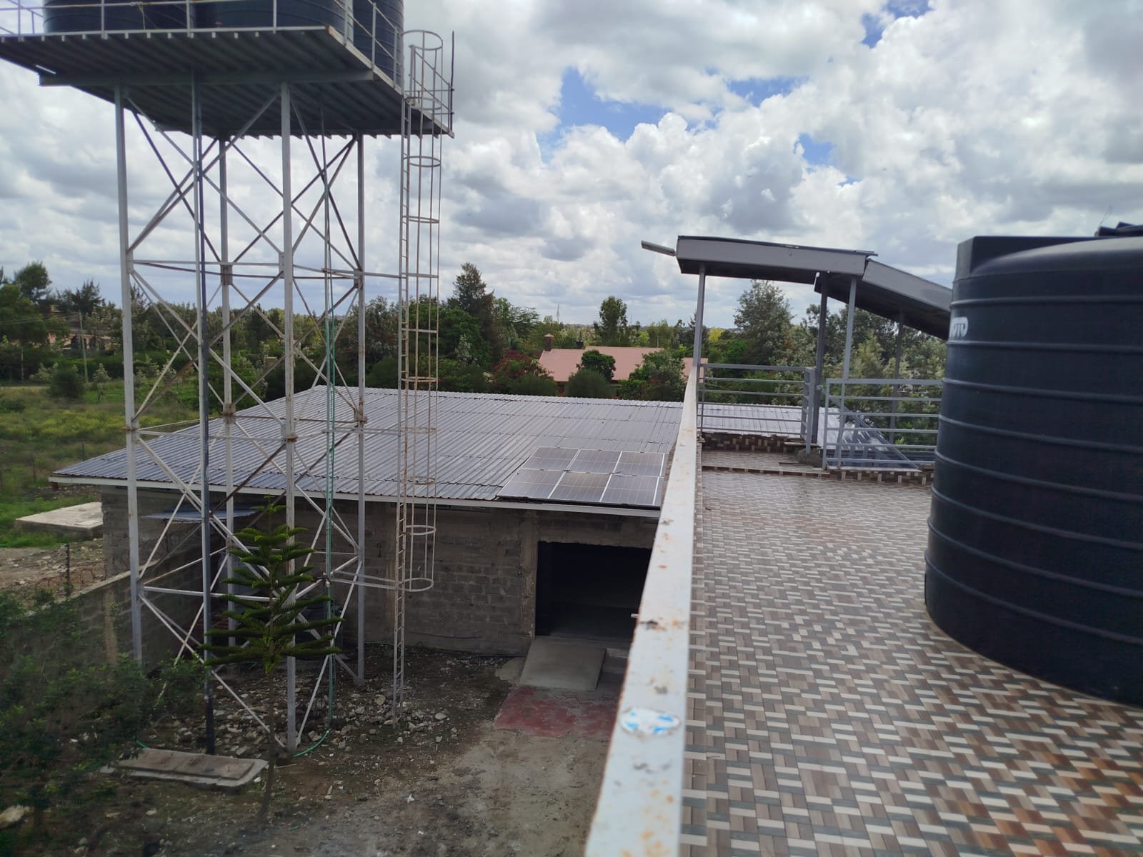 Prime Plot + Production Facility For Sale in Ruai (1)