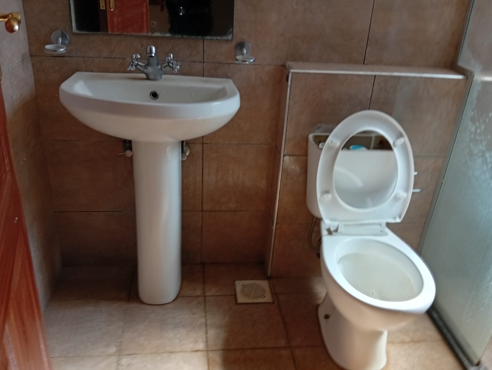 4Br Maisonette + DSQ To Let in Ruiru (13)
